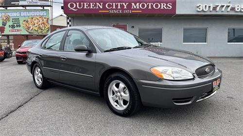 2005 Ford Taurus SE