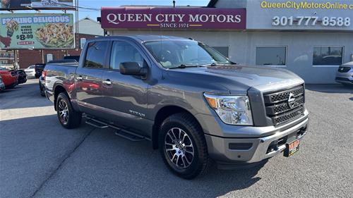 2021 Nissan Titan SV