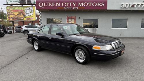 2000 Ford Crown Victoria LX