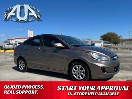 2013 Hyundai Accent GLS