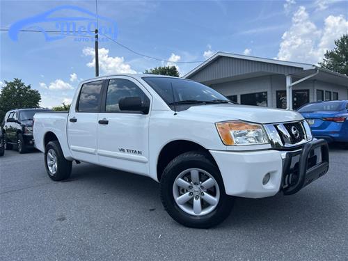 2011 Nissan Titan SV