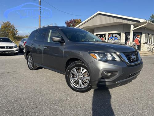 2019 Nissan Pathfinder SV