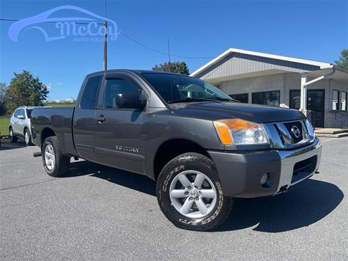 2012 Nissan Titan SV