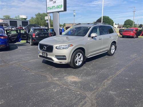 2016 Volvo XC90 T5 Momentum