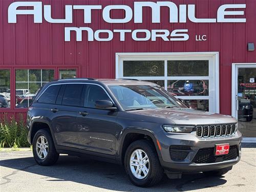 2023 Jeep Grand Cherokee Laredo