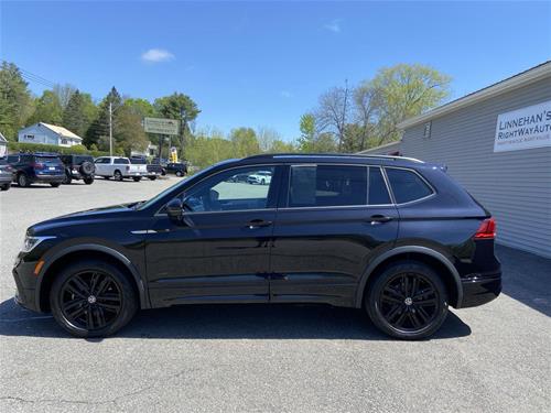 2022 Volkswagen Tiguan SE R-Line Black
