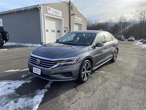 2022 Volkswagen Passat 2.0T SE
