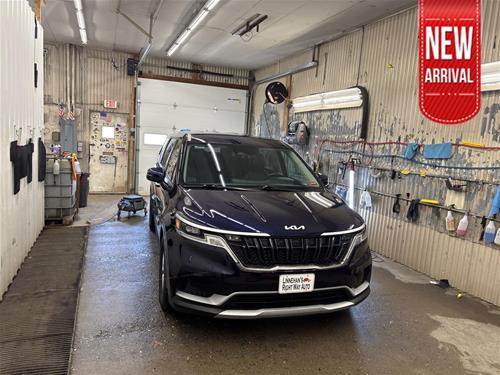 2024 Kia Carnival LX