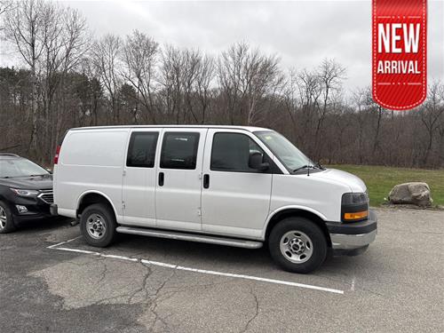 2023 GMC Savana Cargo