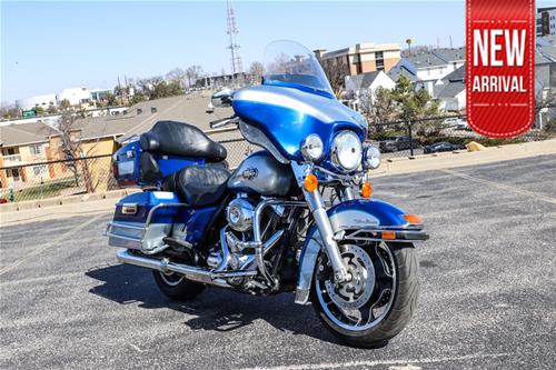 2010 HARLEY DAVIDSON FLHTCU