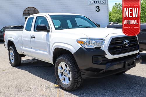 2017 Toyota Tacoma SR