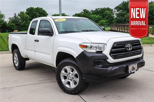 2017 Toyota Tacoma SR