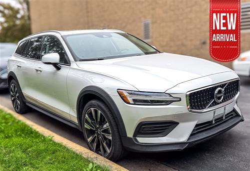 2020 Volvo V60 Cross Country Base