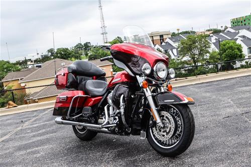 2013 Harley Davidson Limited FLHTK