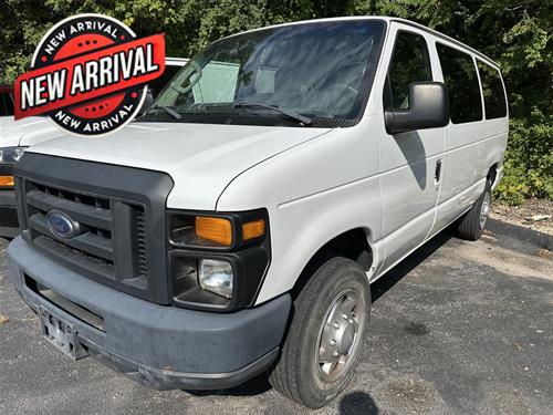 2014 Ford E-Series Passenger XL