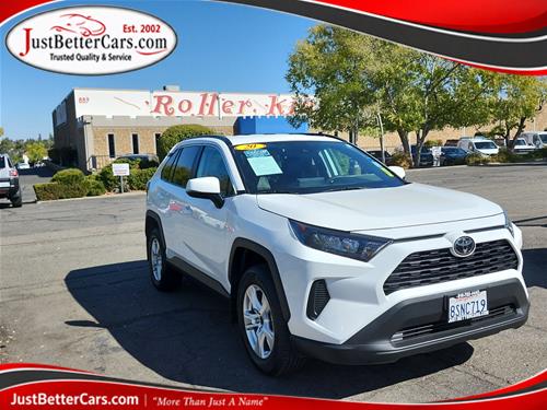 2020 Toyota RAV4 LE