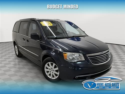 2013 Chrysler Town & Country Touring