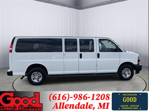 2022 Chevrolet Express 3500 LS