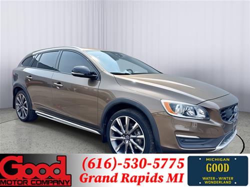 2017 Volvo V60 Cross Country PREMIER