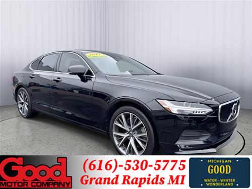 2017 Volvo S90 Momentum